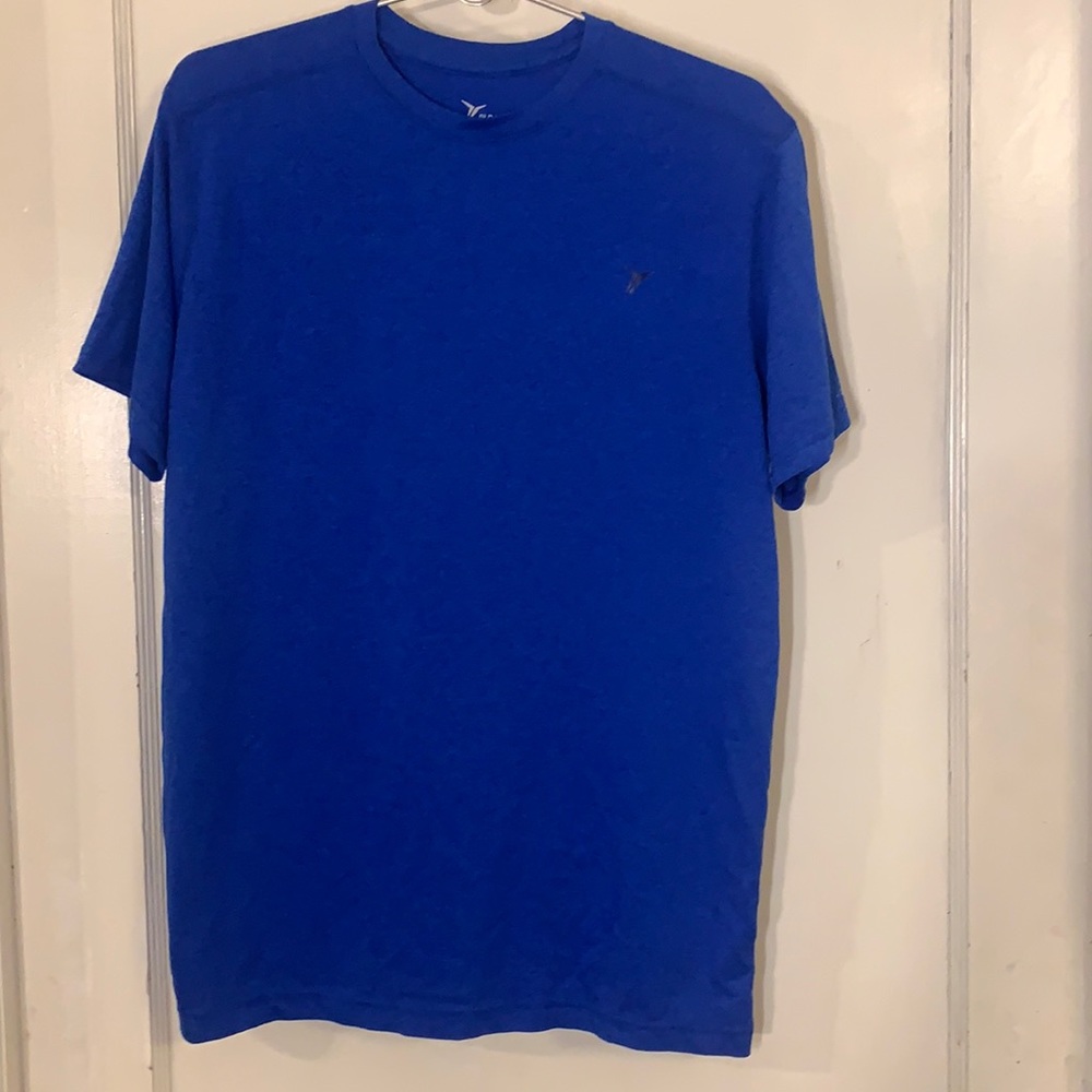 Old Navy Active Medium boys GO-DRY short sleeved blue shirt.